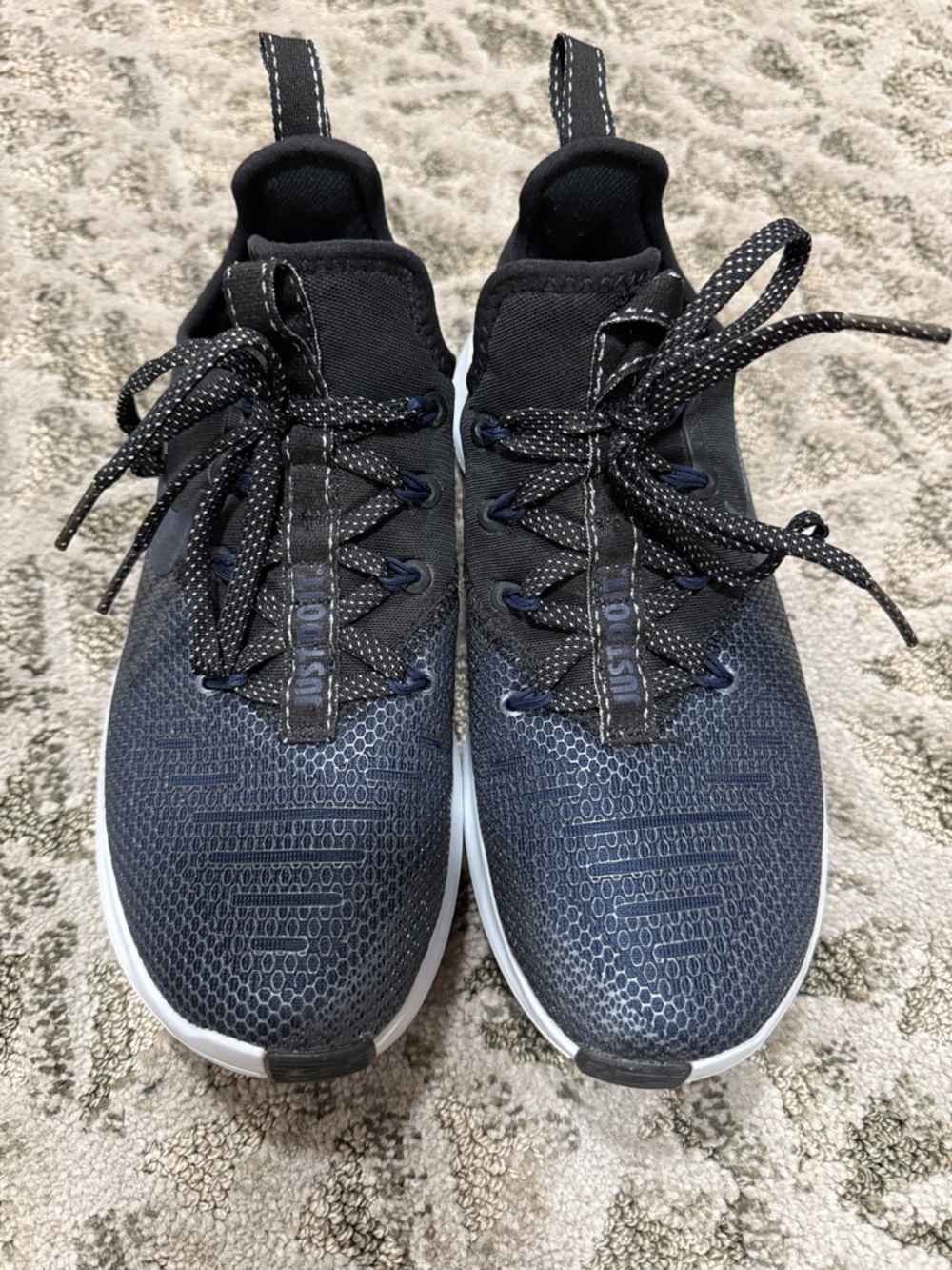 Nike *like new* Women Size 6.5